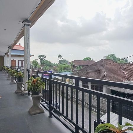 Penginapan Cempaka Putih Kerobokan  Luaran gambar